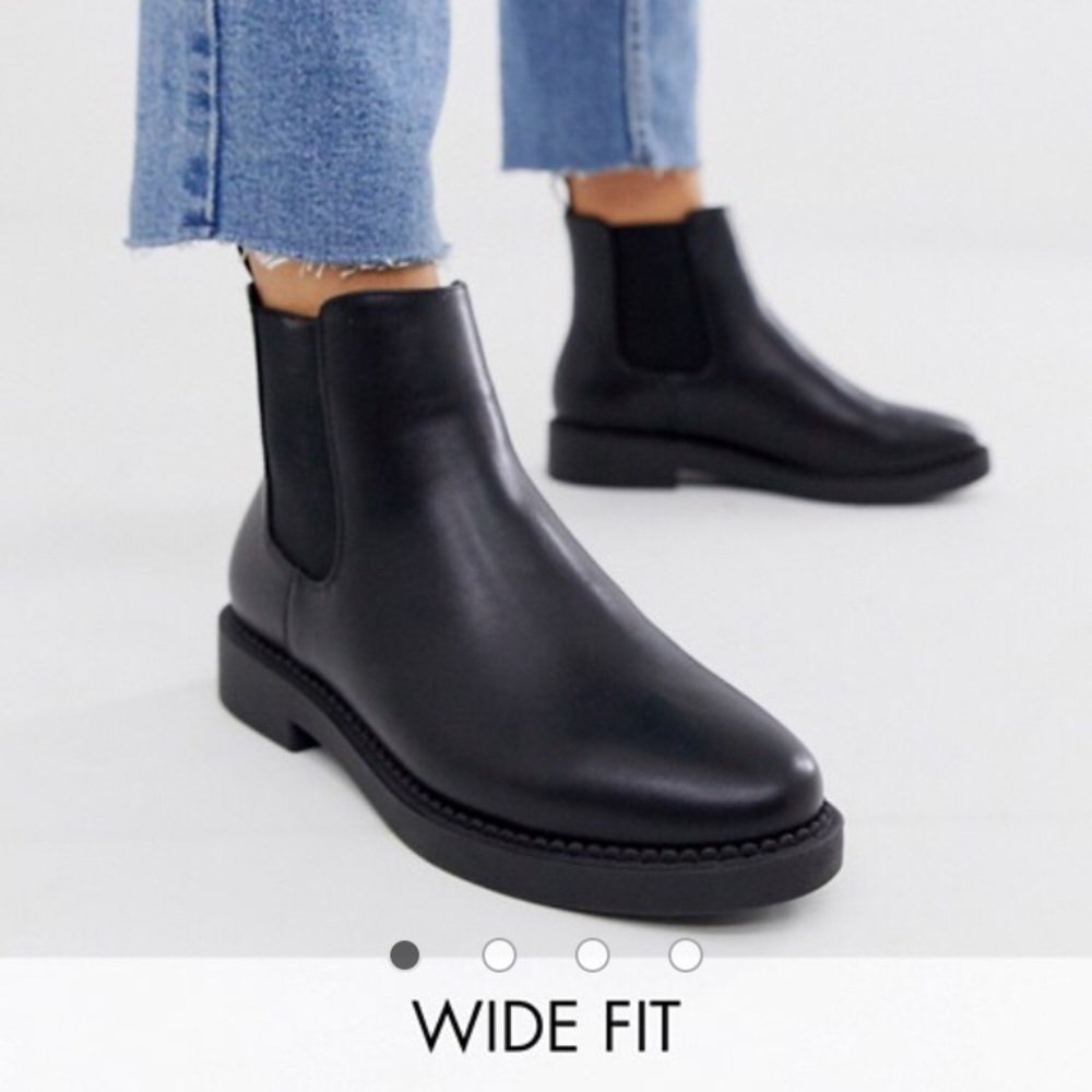 ASOS Chelsea Boots